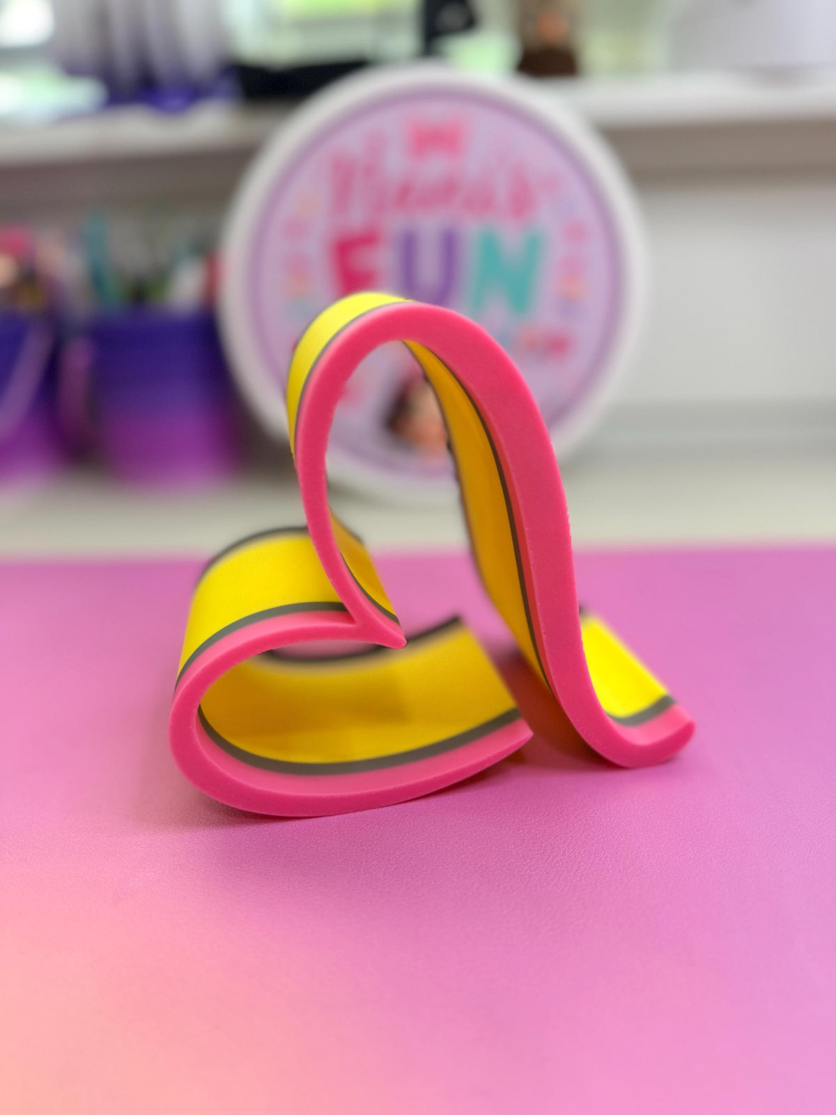 Pencil Heart Phone Stand | Tablet and Kindle Holder | Personalized Teacher Gift | Desk Accessories | Classroom Decor