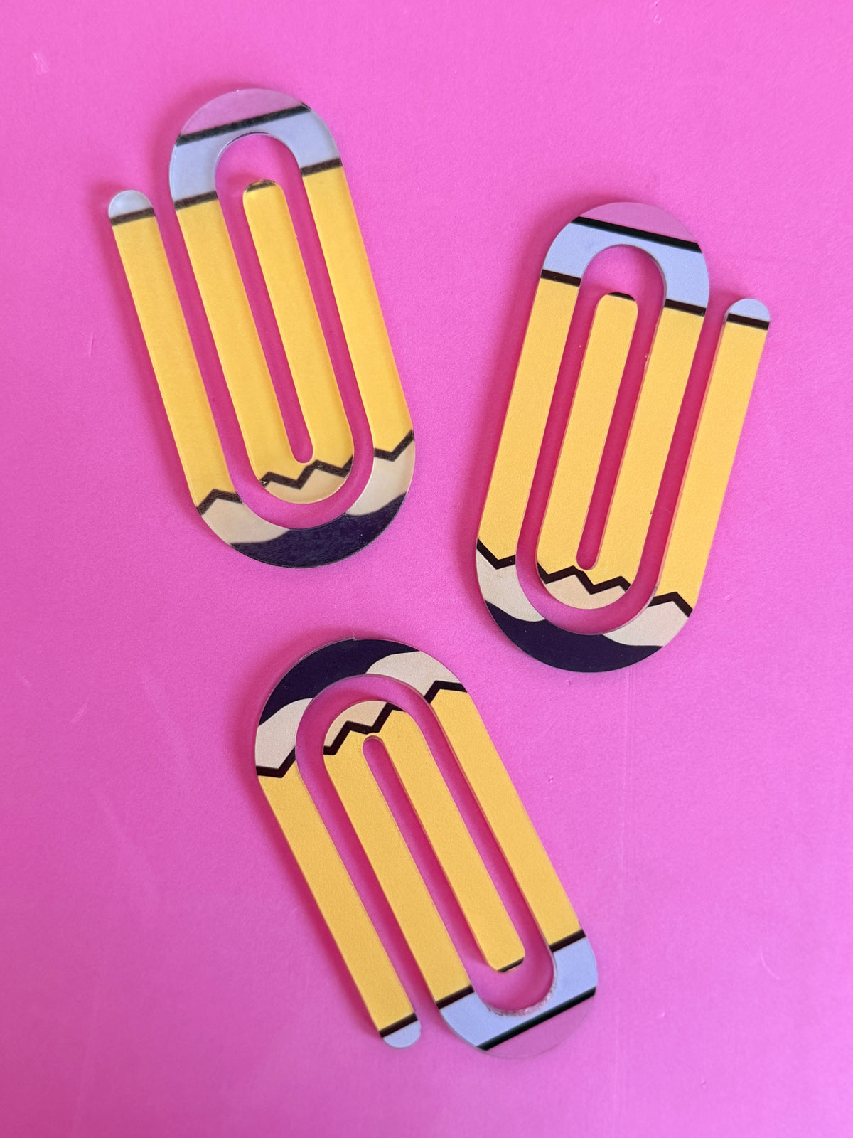 Pencil Teacher Desk Set: Pen Holder, Organizer, Name Sign, Heart Shaped Phone Stand, Fun Decor
